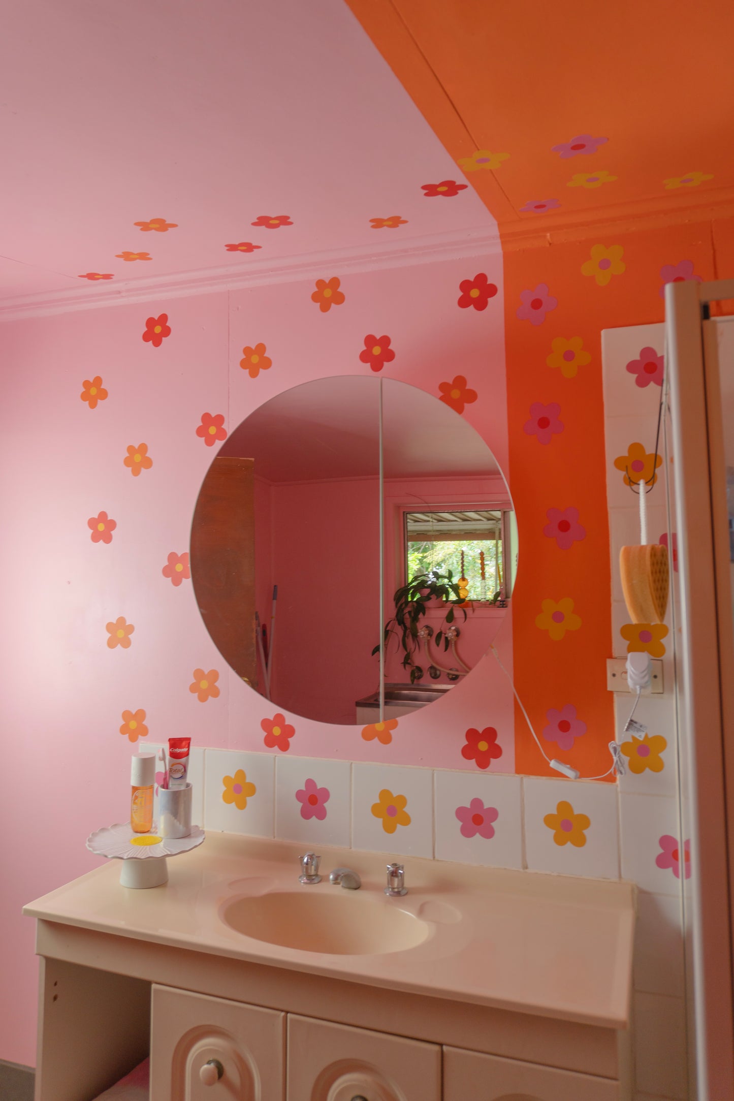 Ditsy flower decals